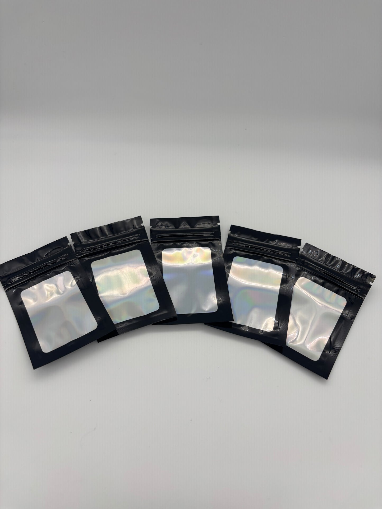 BM Selected Smell-Proof Zip Bags – Holo Window (10 Pack)